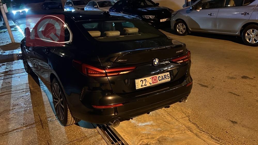 بي ام دبليو الفئة 2